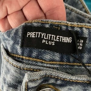 Pretty Little Thing Vintage split leg denim jeans